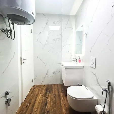 Adriatic Glow H62 Appartamento Golem (Tirana)
