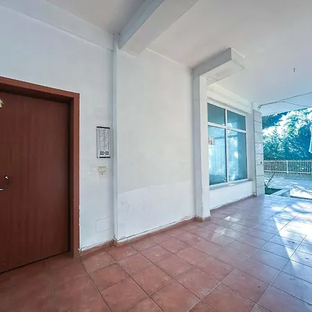 Adriatic Glow H62 Appartamento Golem (Tirana)